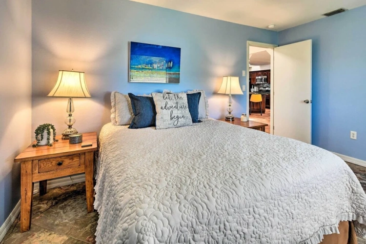 3 Bedrooms Cottage
