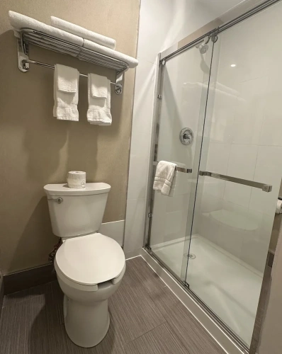 Standard Double Suite
