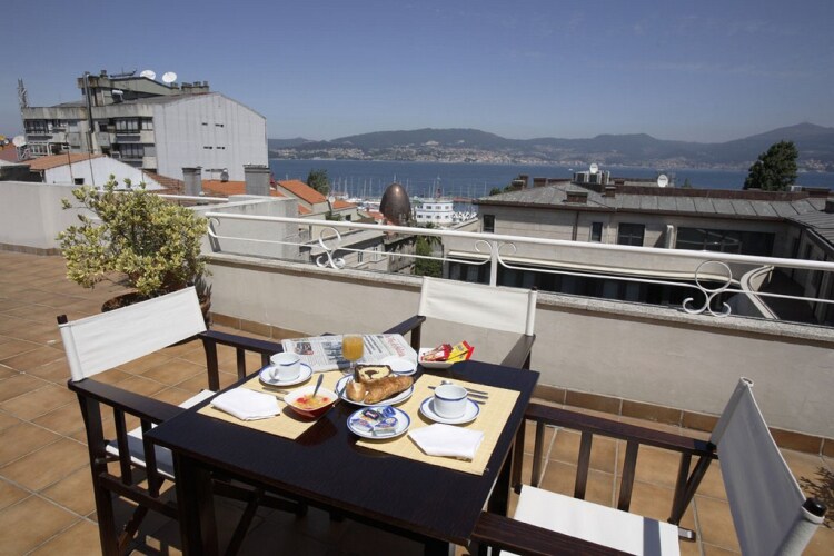 Maroa Hotel Over view