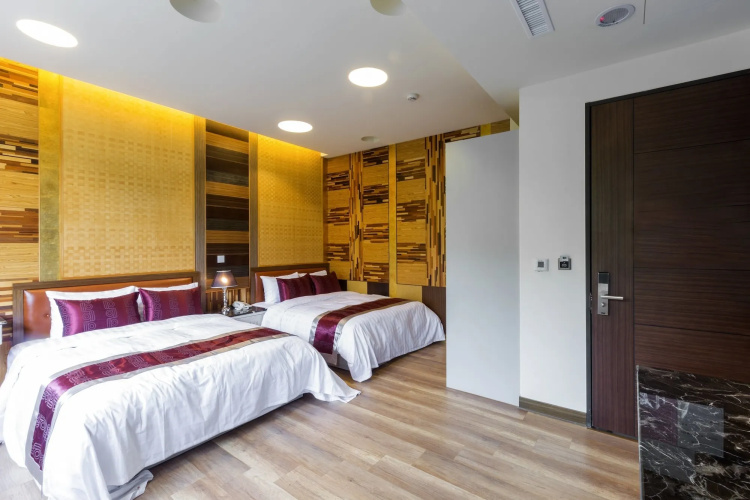 Huaman hot villa