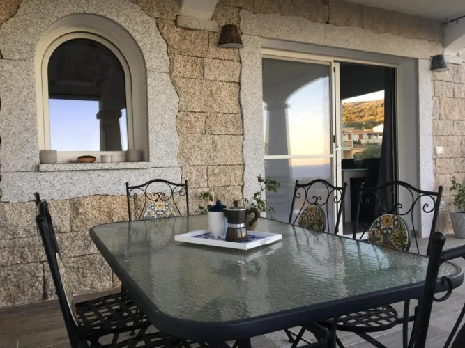 2 Bedrooms Cottage