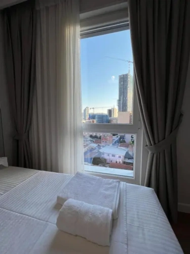 3 Bedrooms Apartment
