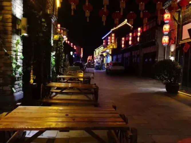 Luzhou 37 Degree Inn