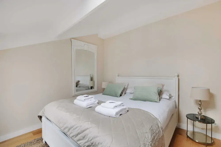 Chic Apartment - 1br/4p - Near the Louvre