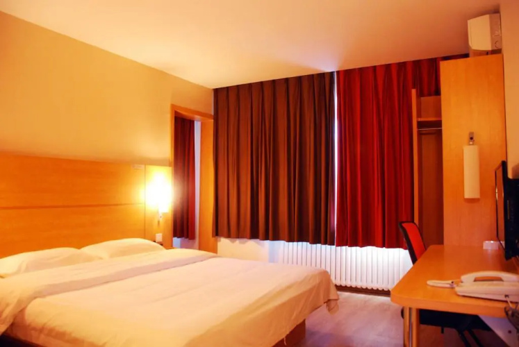 Ibis Changchun Jianshe Street