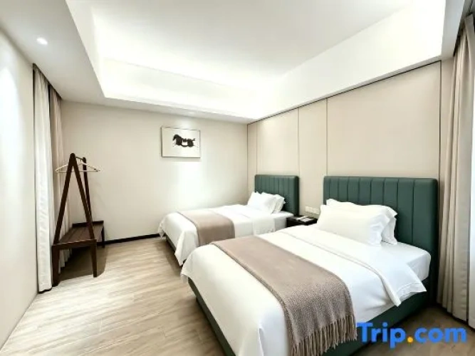1 Bedroom Suite