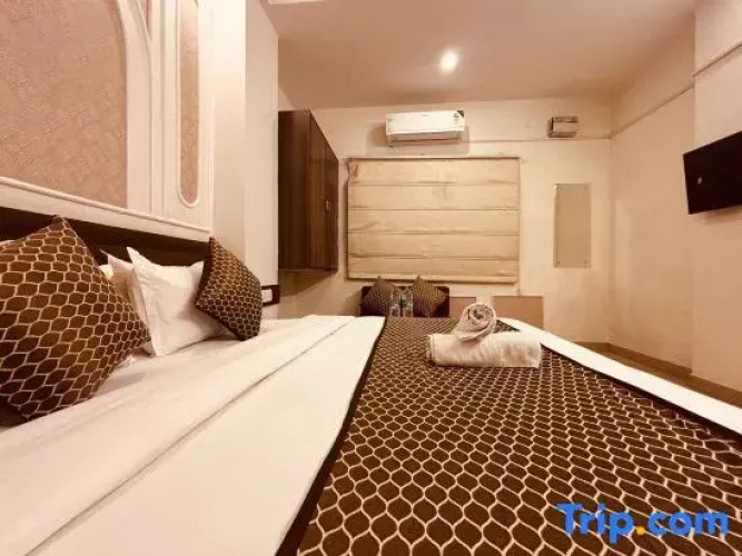 Fabhotel Majestic Heights