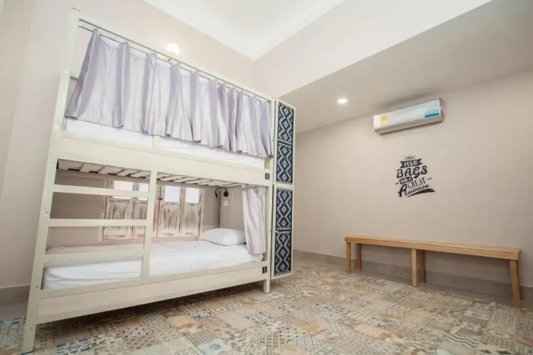 Bed in Dorm