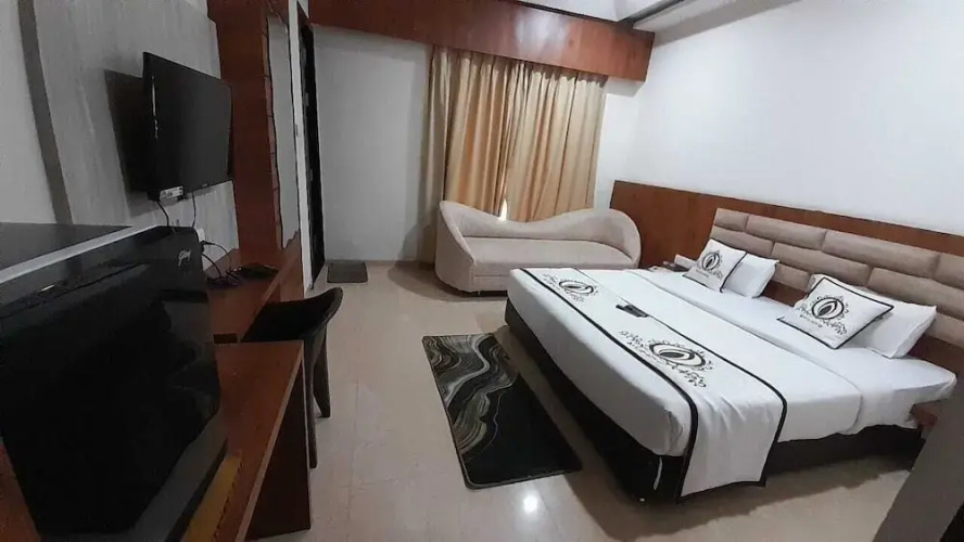 Hotel Maa Sharda Palace