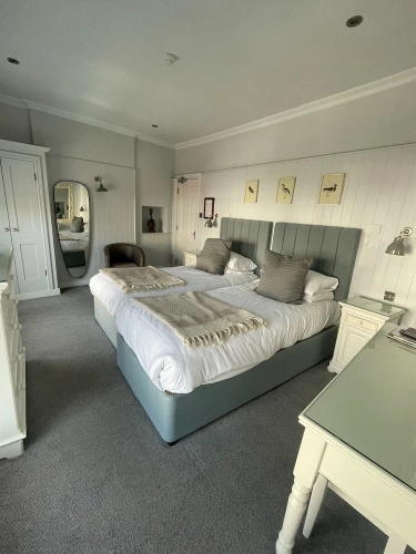Classic Twin room