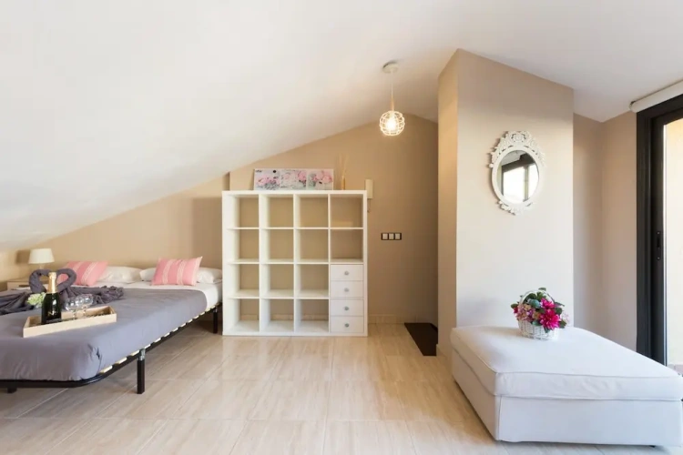 2 Bedrooms Apartment with balcony