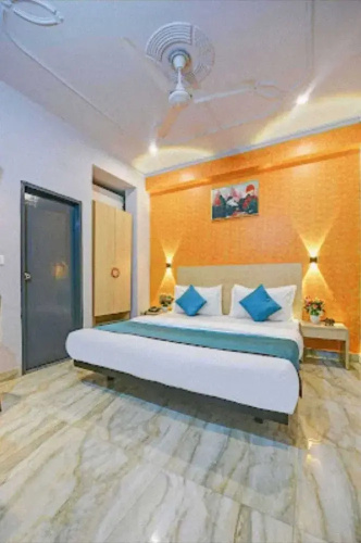 royal saprk inn1
