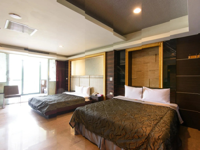 Harbor Elite Hotel