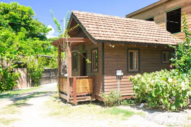 1 Bedroom Standard room with balcony and with garden view