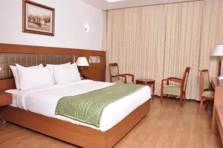 Lilywhite Hotel