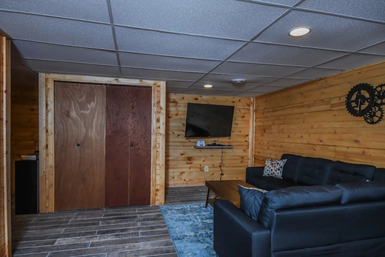 LakeStar Chalet 5 Bedroom House