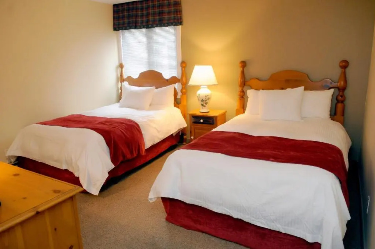 Rocky Crest Golf Resort