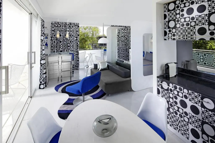 Luna2 Seminyak Bali