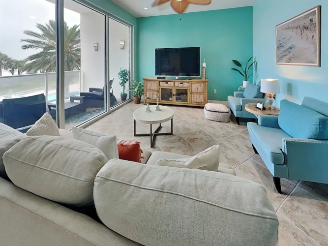 3 Bedrooms Standard room with balcony