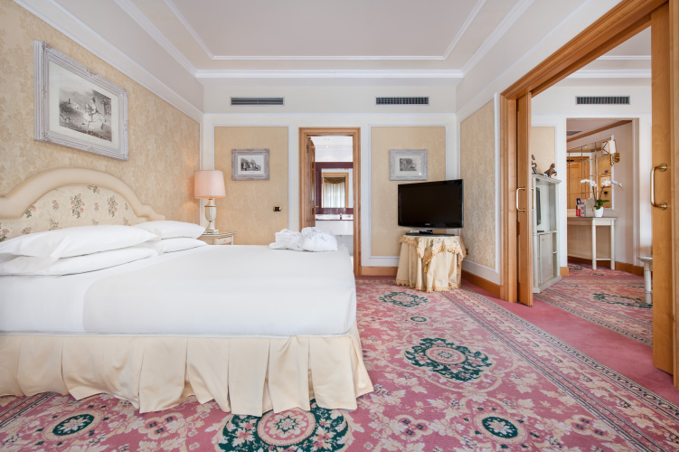 Royal Hotel Carlton photo 24