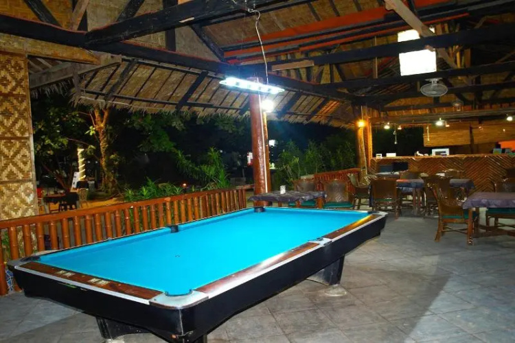 The Sharks Tail Dive Resort