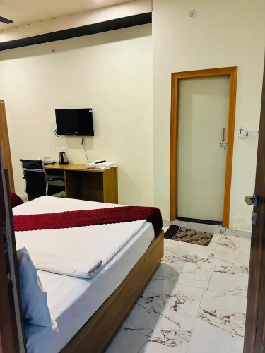 Maharishi Inn