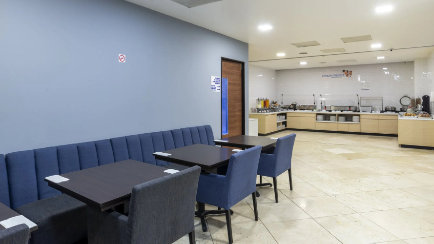 Holiday Inn Mexico Santa Fe photo 29