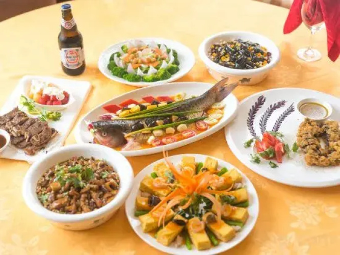 Guiping Golden Phoenix Hotel