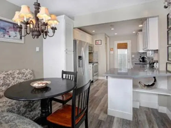Seabreeze Cottage