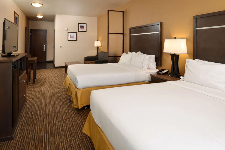 Holiday Inn Express & Suites Globe by IHG