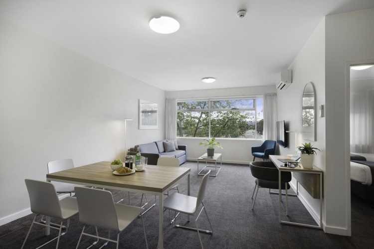 Quest Mawson Lakes