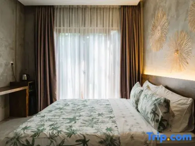 Standard Double room with pool view