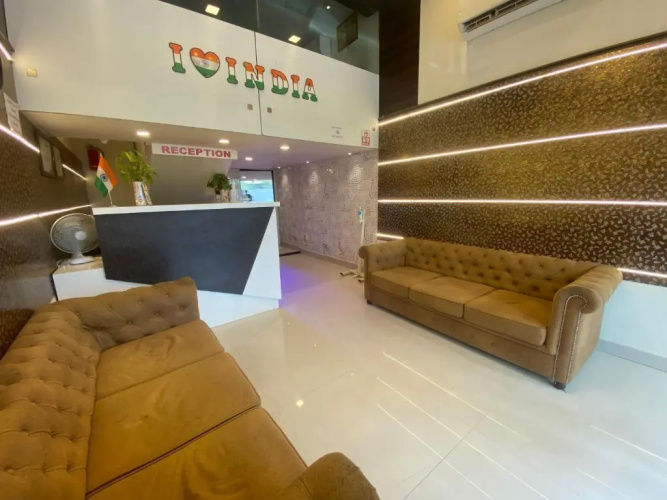 FabHotel Golden Star