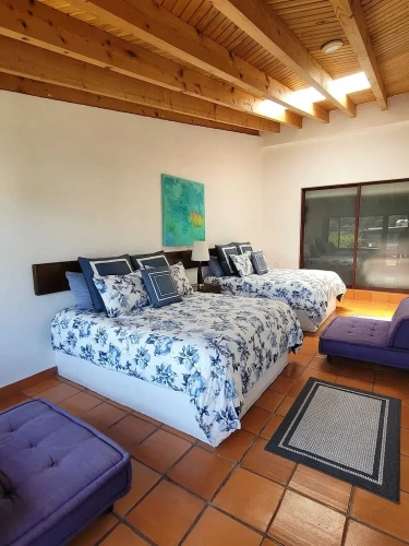 4 Bedrooms Luxury Villa with partial view