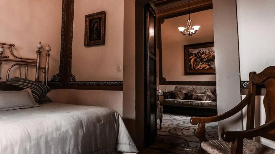 Hacienda Sepulveda Hotel & SPA