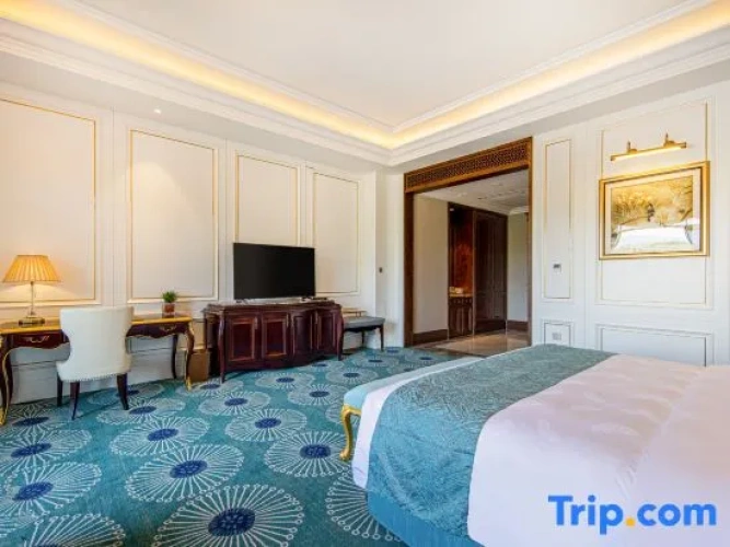 Deluxe Double room with lake view