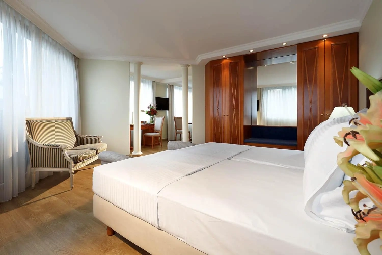 Suite