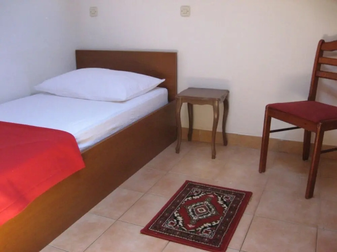Nives - Great Location - A1