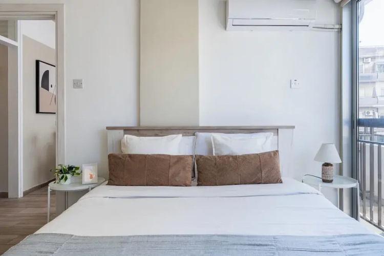 Berries 1-BR Apt in Larnaca