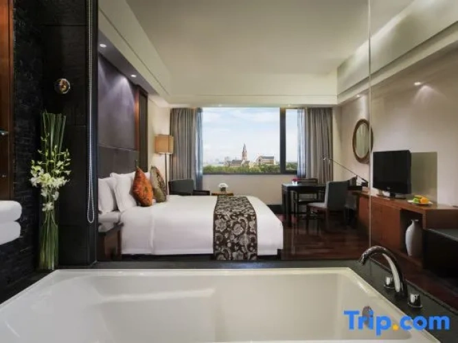 Standard Double room with view