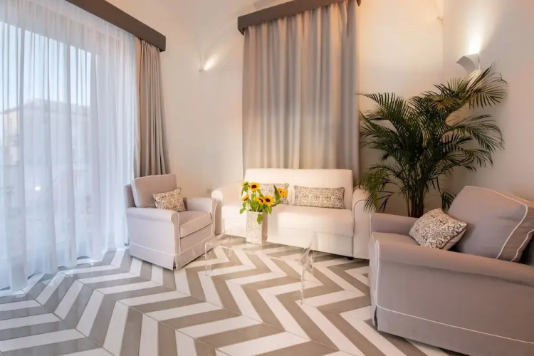 Luxury Suite with Terrace