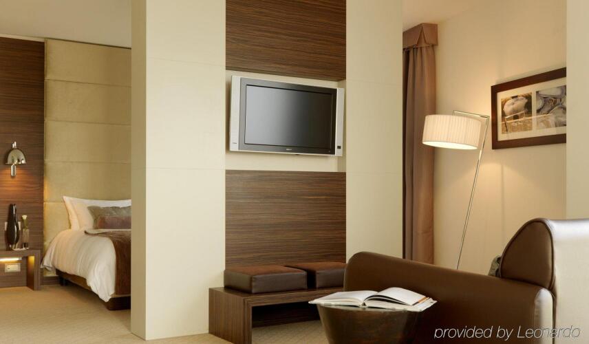 Absolute Hotel LimerickOver view