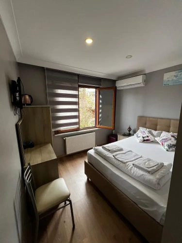 Economy Suite