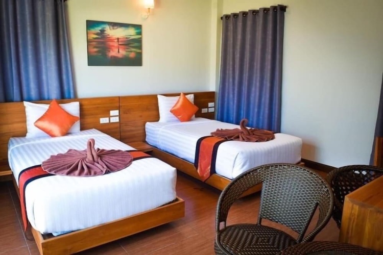 Standard Twin room with balcony and with pool view