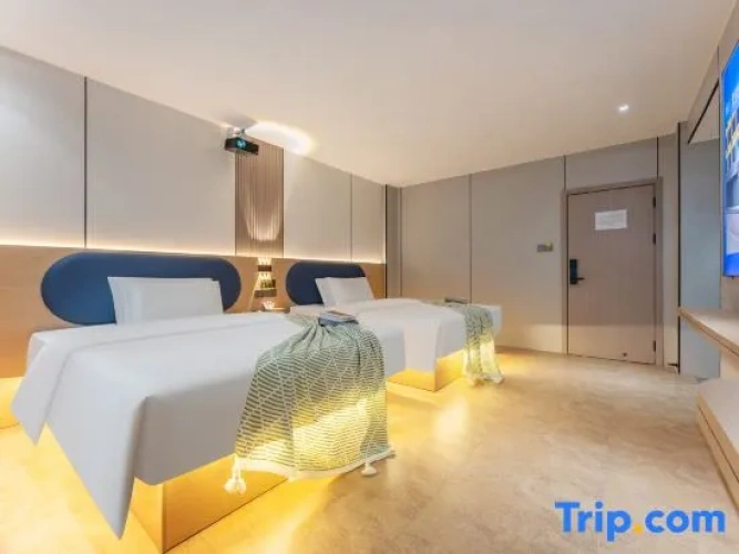 1 Bedroom Suite