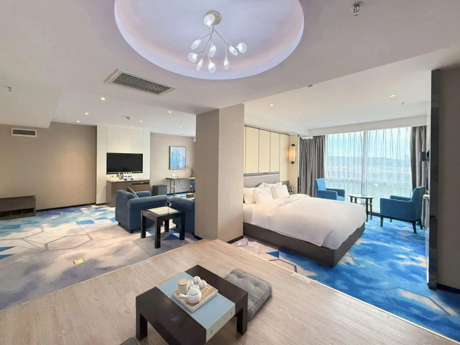 Nanning Champs Elysees Hotel