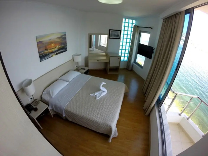 Titania Hotel