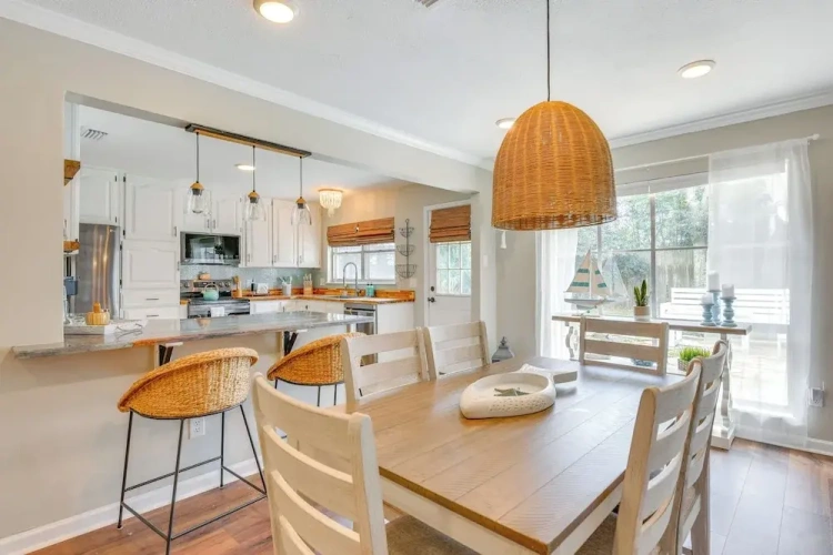 3 Bedrooms Cottage