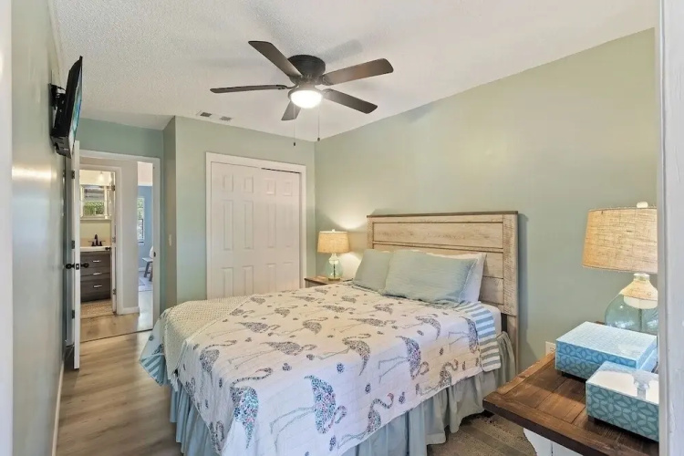 Hilton Head 3BR Retreat Pool, Dining & Shops