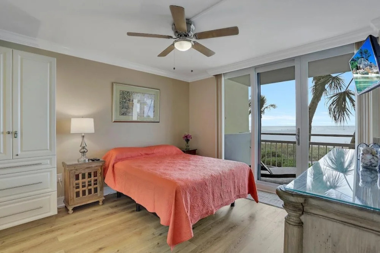 Tradewinds 205